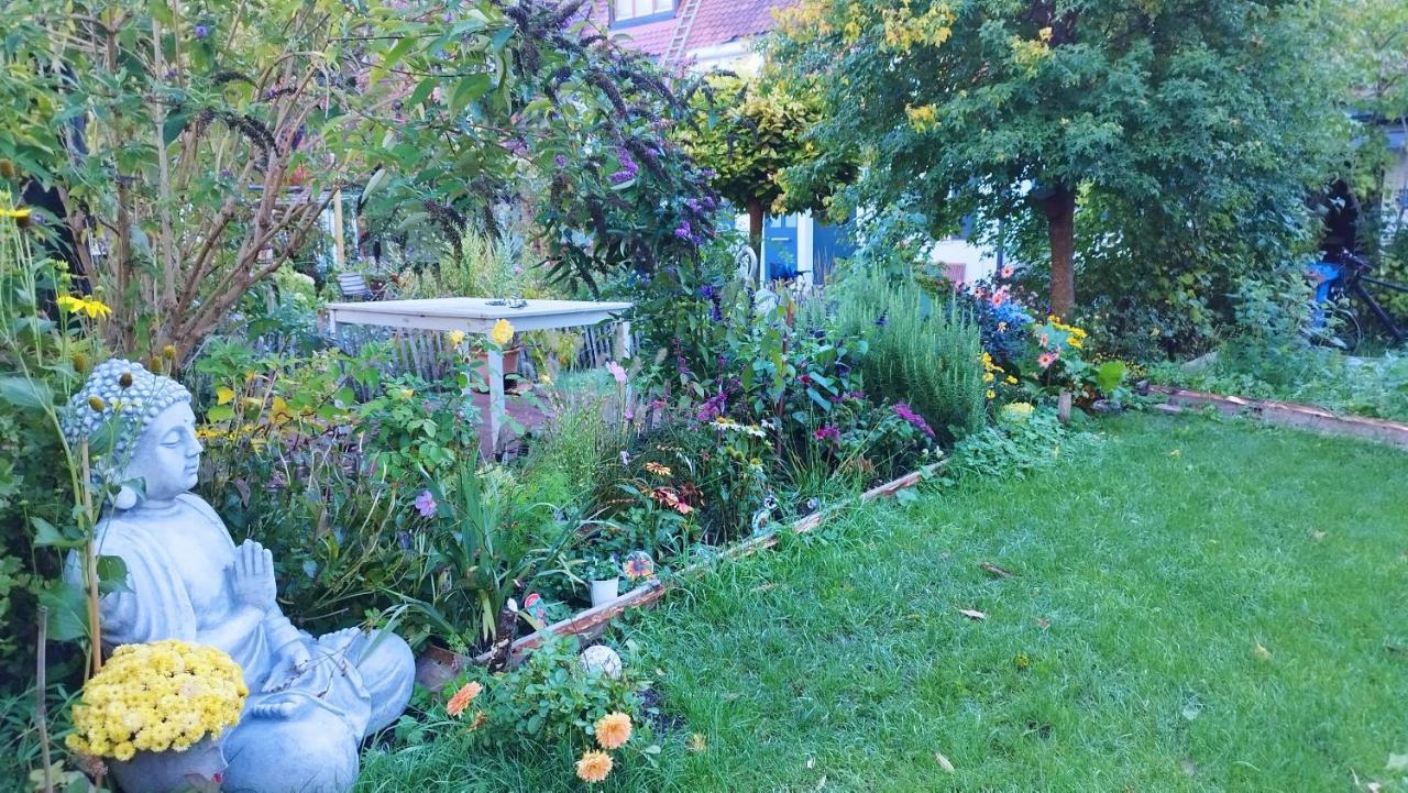 Atelier & Gardenhouse Glamping Hotell München Exteriör bild